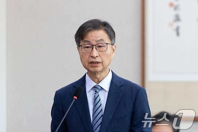 최재해 감사원장이 지난달 16일 서울 여의도 국회에서 열린 법제사법위원회 감사원 등에 대한 국정감사에 출석해 업무보고하고 있다. 2025.10.16/뉴스1 ⓒ News1 이승배 기자