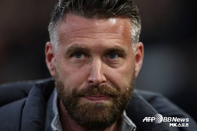 롭 에드워즈 감독이 울버햄프턴 원더러스 지휘봉을 잡았다. 사진=AFPBBNews=News1