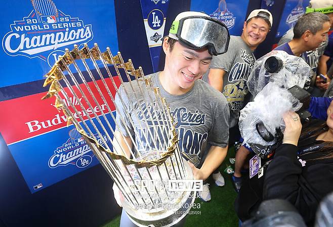 ▲ 이마이의 동기생인 야마모토는 이미 리그 최정상급 투수로 우뚝 섰다