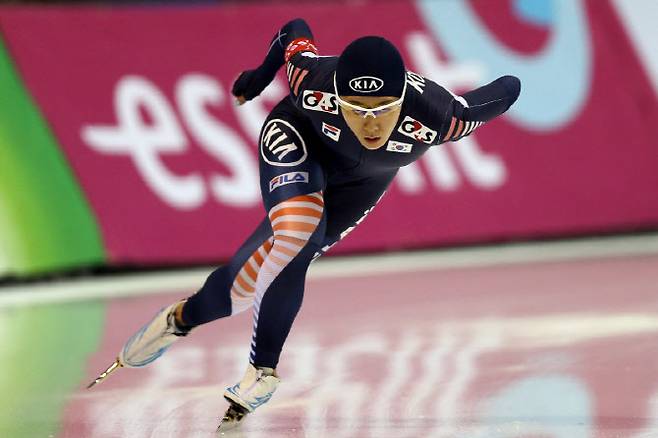 이상화가 세계신기록을 세운 2013~14 ISU 스피드 스케이팅 월드컵 2차 대회 여자 500m 경기 모습. 사진=AFPBB NEWS