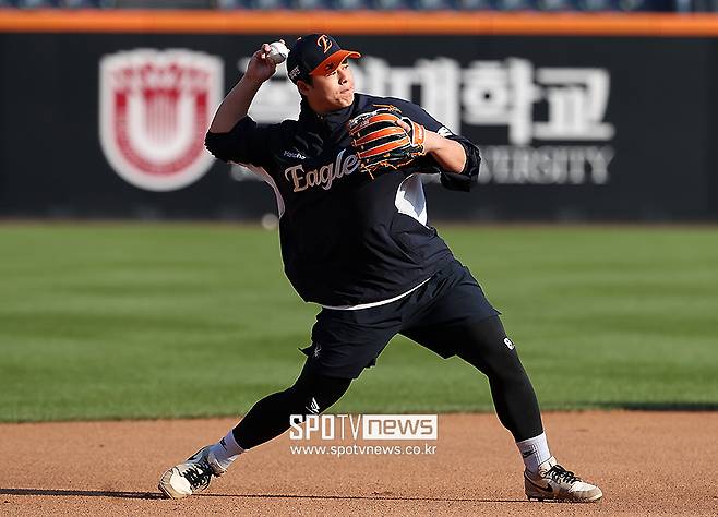 ▲ FA 시장에 나올지, 한화와 다년 계약을 할지가 관심을 모으고 있는 노시환 ⓒ곽혜미 기자