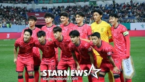 14일 오후 8시 대전월드컵경기장에서 열린 볼리비아전에 나선 베스트 11. 오른쪽 윗줄에 주장 손흥민(로스앤젤레스FC). /사진=강영조 선임기자