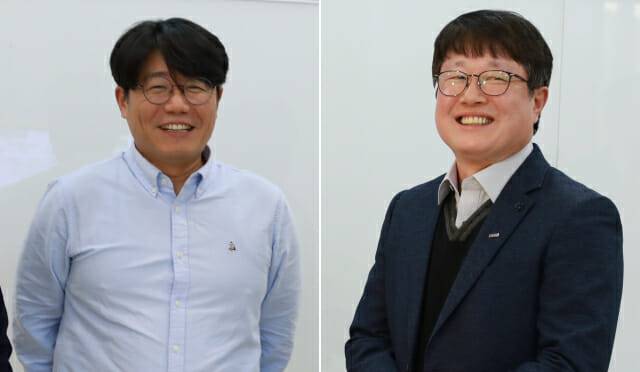 김대환 울산대학교 SW성과확산센터장(왼쪽)와 유대승 한국전자통신연구원 울산지능화융합연구실장.