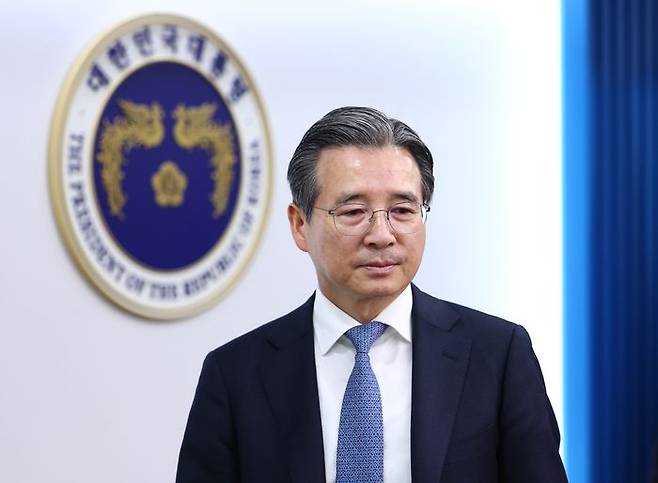 김용범 대통령실 정책실장이 지난 13일 용산 대통령실에서 열린 수석보좌관회의에 참석하고 있다. ⓒ연합뉴스