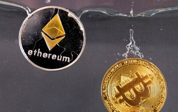 비트코인과 이더리움(사진=로이터 연합뉴스)