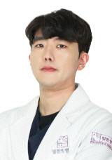 신현승 필한방병원 원장