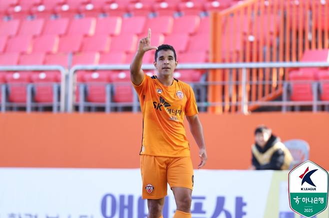 유리 조나탄의 골 세리머니. 사진=프로축구연맹 제공