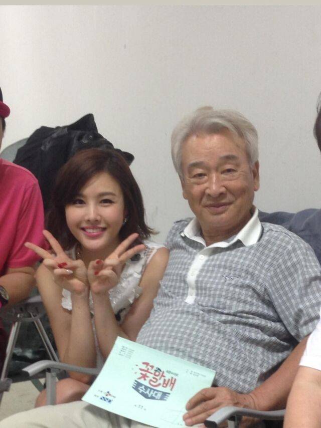 MBC 기상캐스터 출신 방송인 박은지와 배우 故 이순재/박은지 소셜미디어