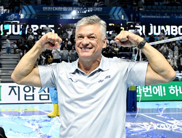 대한항공 헤난 달 조토 감독./KOVO