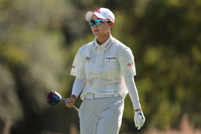 티샷을 마치고 이동하고 있는 김효주. 사진 제공=AFP연합뉴스