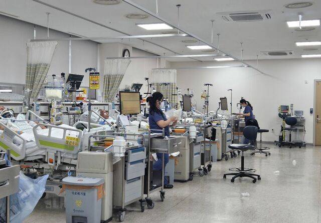 24일 경기도 수원시 아주대병원 권역외상센터. 이정헌 기자