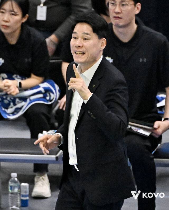 현대건설 강성형 감독/KOVO