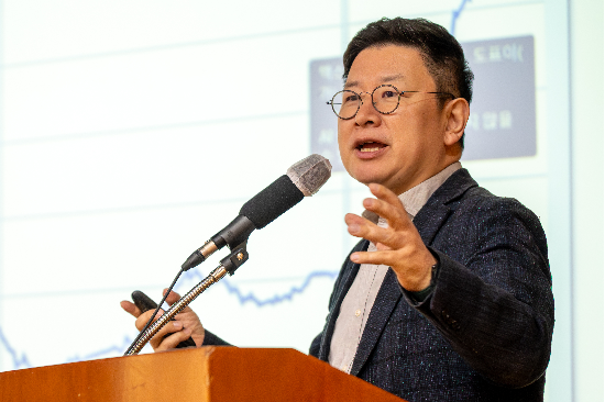홍춘욱 프리즘투자자문 대표. (윤관식 기자)