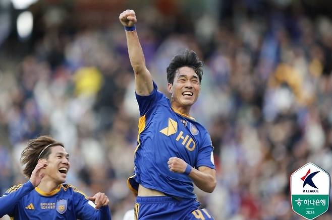 박주영 울산 HD 코치가 올 시즌을 끝으로 팀을 떠날 것으로 보인다. 사진=한국프로축구연맹