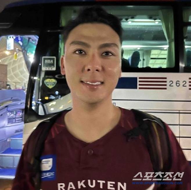 라쿠텐 3루수 무라바야시. 올 시즌 특급 신인 무네야마가 입단하면서 유격수 자리를 내주고 3루수로 이동해 커리어 하이를 찍었다. 사진캡처=라쿠텐 이글스 SNS