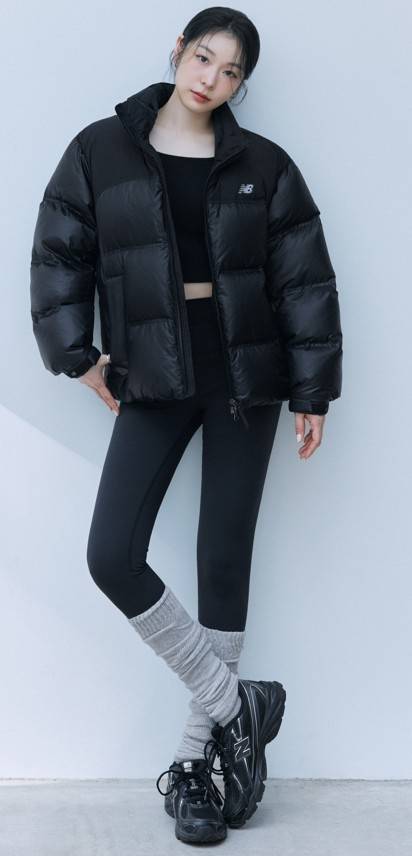 뉴발란스 브랜드 앰버서더 김연아가 뉴발란스 운동화를 착용한 모습. <뉴발란스>
