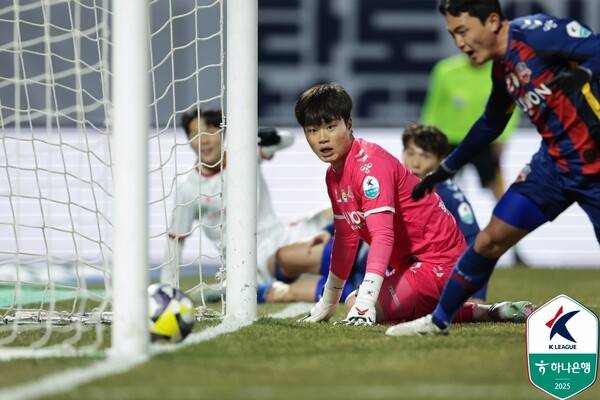 수원 황재윤 골키퍼. ⓒ프로축구연맹