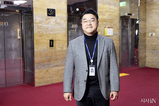 송동민 국회의장실 연설비서관은 12월3일 밤 국회의장의 대국민 담화문을 작성했다. ⓒ시사IN 조남진