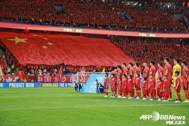 무려 48개국이 출전하는 2026 북중미월드컵. 그러나 ‘14억 대륙’ 중국의 자리는 없다. 그래서일까. 그들은 2회 연속 월드컵에 출전하는 ‘아시아 챔피언’ 카타르에 강한 질투를 드러냈다. 사진=AFPBBNews=News1