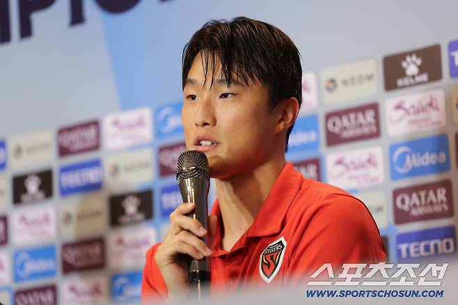 뉴클라크시티애슬레틱스스타디움(카파스, 필리핀)/ 2025-2026 AFC 챔피언스리그2/ ACL2/ 리그스테이지 6차전/ 카야FC 일로일로 vs 포항스틸러스/ 경기종료 후 기자회견/ 포항 안재준/ 사진 곽동혁