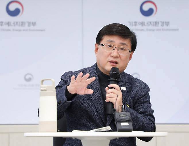 김성환 기후에너지환경부 장관이 지난 1일 기자간담회에서 경기도 하남시 감일동에 위치한 동서울변전소에 변환소를 신설하는 공사를 추진할 것임을 예고했다.(사진=기후에너지환경부)