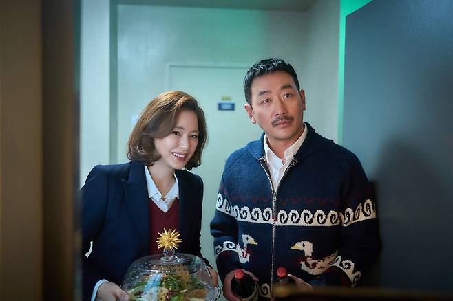 영화 '윗집 사람들' 스틸 ⓒ바이포엠 스튜디오