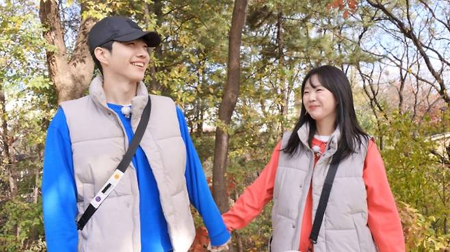 '런닝맨' 지예은♥강훈