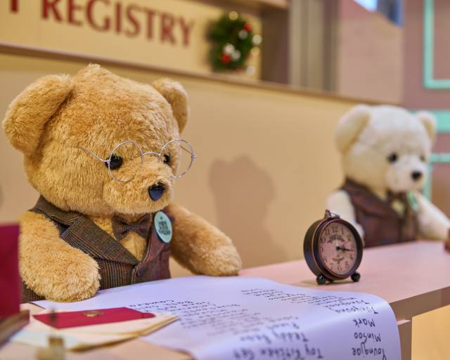 ‘원터 원더랜드 기프트 팩토리’에서는 팩토리 베어들이 분주하게 크리스마스를 준비하는 모습을 감상할 수 있다. 사진 제공=인스파이어