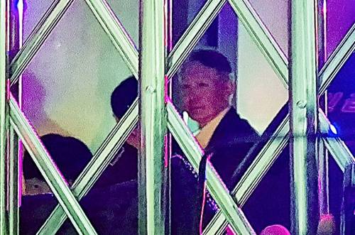 윤석열 전 대통령이 18일 서울 용산구 중앙지역군사법원에서 열린 여인형 전 국군방첩사령관의 내란 중요임무 종사 혐의 재판에 증인으로 출석하고 있다. 연합뉴스