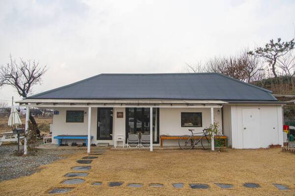 안성 살구나무책방. 경기관광공사 제공