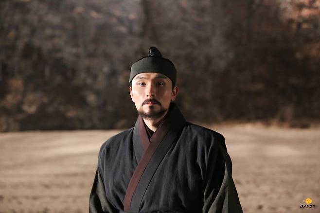 MBC 드라마 ‘이강에는 달이 흐른다’에서 탁이 역을 연기한 배우 탁이온의 출연장면. 사진 젤리피쉬