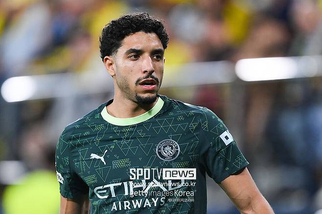 ▲ 맨시티 공격수 마르무시의 올 시즌 흐름은 확연히 다르다. 현재까지 18경기에서 1골 1도움에 그치며 영향력이 크게 감소했고, 최근에는 선발보다는 교체 출전이 늘어나 출전 시간 자체도 줄어든 상황이다.