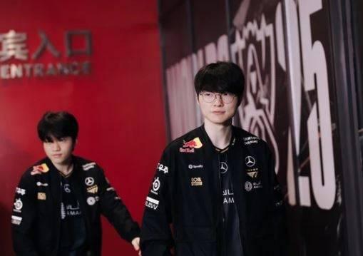 Lee Sang-hyeok (right) (Riot Games)