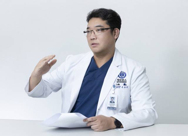 은호선 세브란스병원 신생아과 교수가 호흡기세포융합바이러스(RSV) 감염 예방의 중요성에 대해 설명하고 있다. 사진 제공=세브란스병원