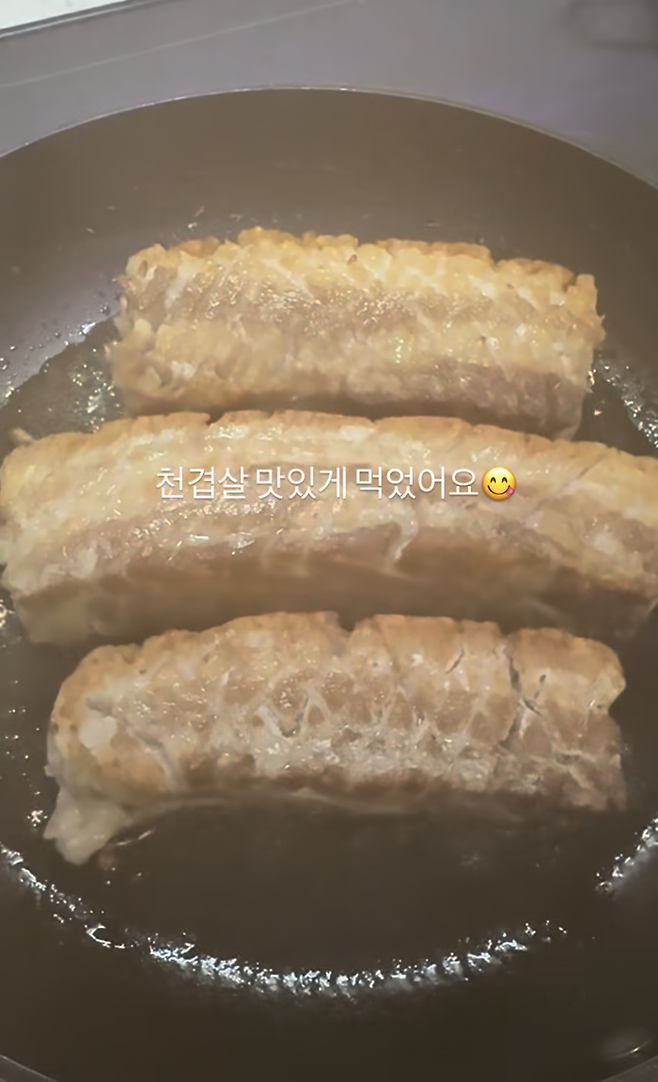 사진 | 손예진 SNS.