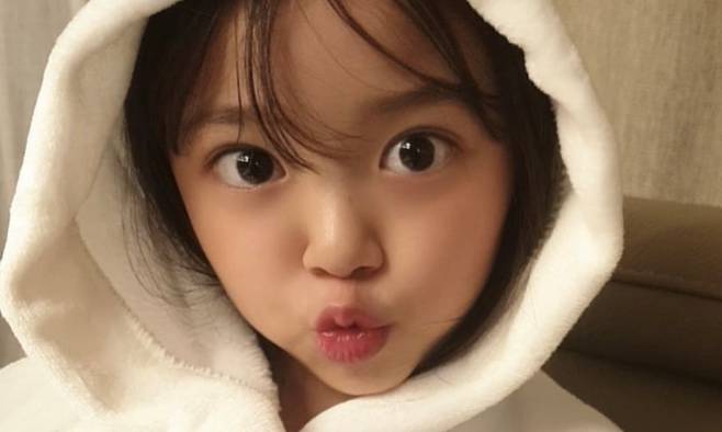 엄마 정시아를 쏙 빼닮은 서우 양의 어린 시절 모습. 정시아 인스타그램 캡처