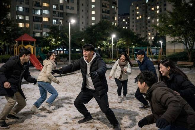 2030을 중심으로 한 겨울 술래잡기 열풍이 불고 있다. 재미와 운동 효과를 모두 기대할 수 있지만, 무엇보다 부상을 조심해야 한다. 사진=AI 이용해 생성