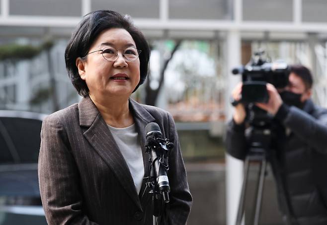 이혜훈 전 국민의힘 의원이 29일 오전 서울 중구 예금보험공사에 마련된 인사청문회 준비 사무실로 첫 출근하며 소감을 밝히고 있다. /사진=뉴스1