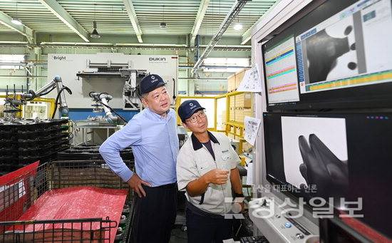 ▲ 한주라이트메탈의 자동화된 생산 현장 모습들.