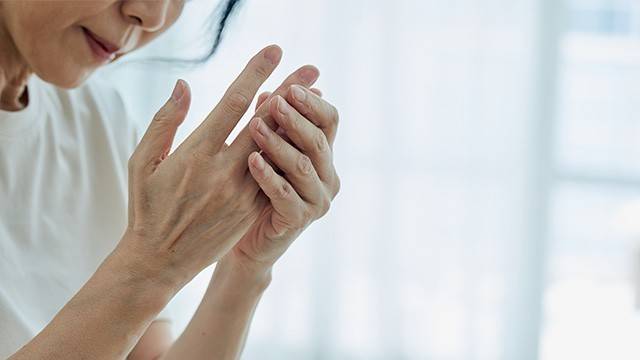 손목터널증후군은 손목보다는 손가락 저림에 주목해야 한다|출처: 클립아트코리아