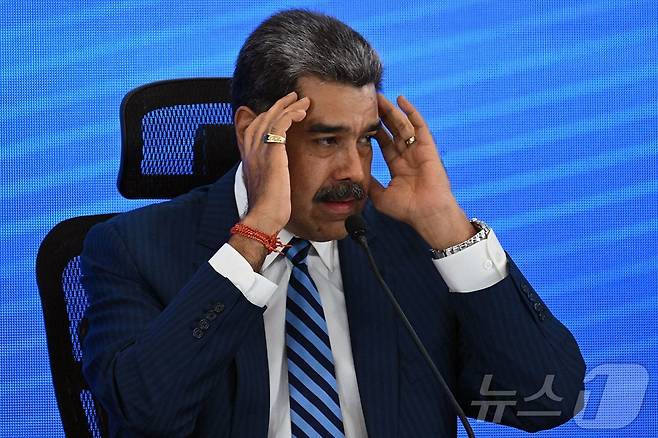 니콜라스 마두로 베네수엘라 대통령이 2025년 11월 14일 카라카스 유로빌딩 호텔에서 열린 ‘국제법 수호를 위한 법률가 회의’에서 발언하고 있다.2025.11.14. <자료 사진>ⓒ AFP=뉴스1