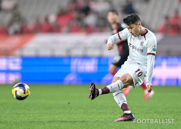 최경록(광주FC). 서형권 기자