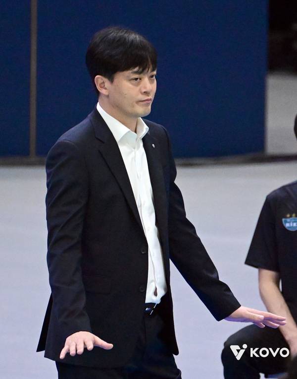 이영택 GS칼텍스 감독은 다음 경기에 대한 걱정을 드러냈다. 사진 제공= KOVO