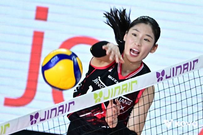 스파이크를 날리는 인쿠시. /사진=KOVO 제공