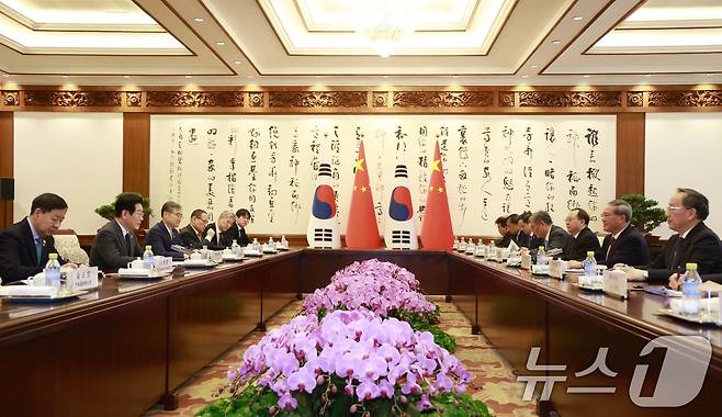 중국을 국빈방문 중인 이재명 대통령이 6일 베이징에서 열린 리창 총리와의 면담에서 발언을 하고 있다. 2026.1.6/뉴스1 ⓒ News1 허경 기자