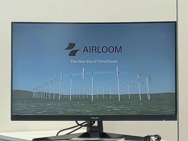 CES 2026이 열린 라스베이거스 컨벤션센터(LVCC)에서 미국 스타트업 에어룸 에너지가 차세대 풍력 발전 기술을 소개하고 있다. 이가람 기자