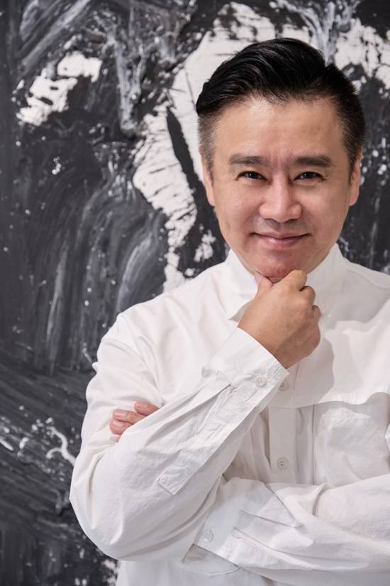 배우 이광기의 '특별한 장인 사랑'이 훈훈한 화제를 모으고 있다. 이광기는 사위인 축구 국가대표 정우영(우니온 베를린)의 경기를 직접 응원하기 위해 독일 베를린을 처음 방문했다. /더팩트 DB