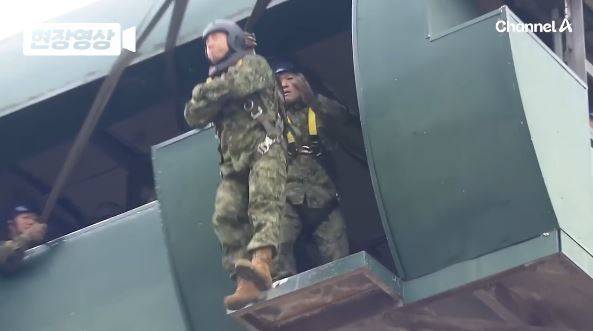 고이즈미 신지로(小泉進次郎) 일본 방위상.