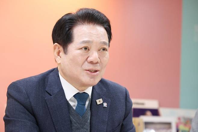 최대호 안양시장, 지방선거 여론조사에서 40% '1위