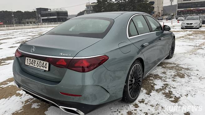 후면부의 모습. 김수지 기자